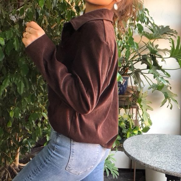 SOLD! Vintage | Wayne R. Boxy Brown Button Up - Picture 4 of 8